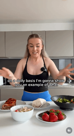 Bethany Dobson - food volume